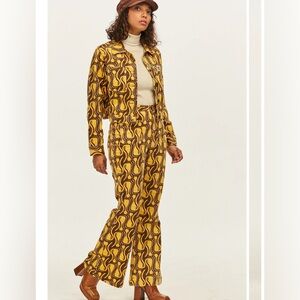 NWT Lucy and Yak - yellow and brown cords size 30